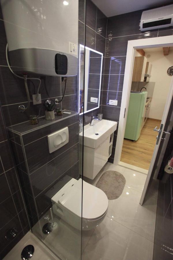 New Split Central Apartments Jakov & Niko ภายนอก รูปภาพ